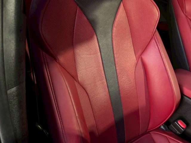 UX 250h Fスポーツ 衝突軽減/全周囲カメラ/レーダークルーズコントロール/コーナーセンサー/HUD/BSM/ハンドルヒーター/シートヒーター・エアコン/パワーシート/シートメモリ/ETC/Bluetooth/バックカメラ(39枚目)