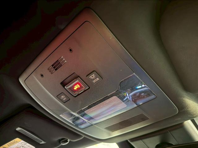 UX 250h Fスポーツ 衝突軽減/全周囲カメラ/レーダークルーズコントロール/コーナーセンサー/HUD/BSM/ハンドルヒーター/シートヒーター・エアコン/パワーシート/シートメモリ/ETC/Bluetooth/バックカメラ(57枚目)