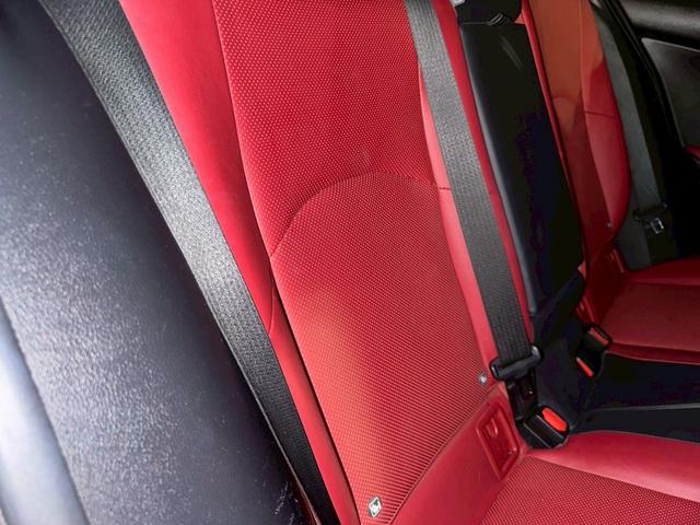 UX 250h Fスポーツ 衝突軽減/全周囲カメラ/レーダークルーズコントロール/コーナーセンサー/HUD/BSM/ハンドルヒーター/シートヒーター・エアコン/パワーシート/シートメモリ/ETC/Bluetooth/バックカメラ(63枚目)