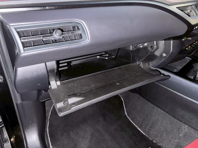 UX 250h Fスポーツ 衝突軽減/全周囲カメラ/レーダークルーズコントロール/コーナーセンサー/HUD/BSM/ハンドルヒーター/シートヒーター・エアコン/パワーシート/シートメモリ/ETC/Bluetooth/バックカメラ(77枚目)