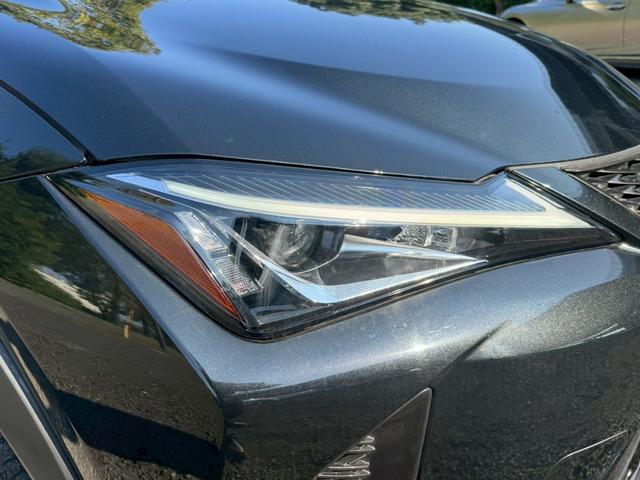 UX 250h Fスポーツ 衝突軽減/レーダークルーズコントロール/コーナーセンサー/ハンドルヒーター/シートヒーター/パワーシート/シートメモリ/ETC/Bluetooth/バックカメラ/プッシュスタート/電動格納ミラー(12枚目)