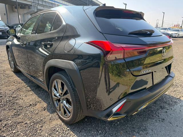 UX 250h Fスポーツ 衝突軽減/レーダークルーズコントロール/コーナーセンサー/ハンドルヒーター/シートヒーター/パワーシート/シートメモリ/ETC/Bluetooth/バックカメラ/プッシュスタート/電動格納ミラー(27枚目)