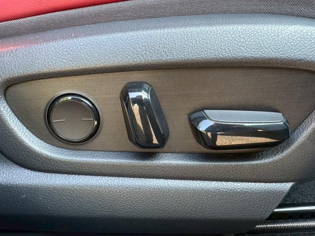 UX 250h Fスポーツ 衝突軽減/レーダークルーズコントロール/コーナーセンサー/ハンドルヒーター/シートヒーター/パワーシート/シートメモリ/ETC/Bluetooth/バックカメラ/プッシュスタート/電動格納ミラー(37枚目)