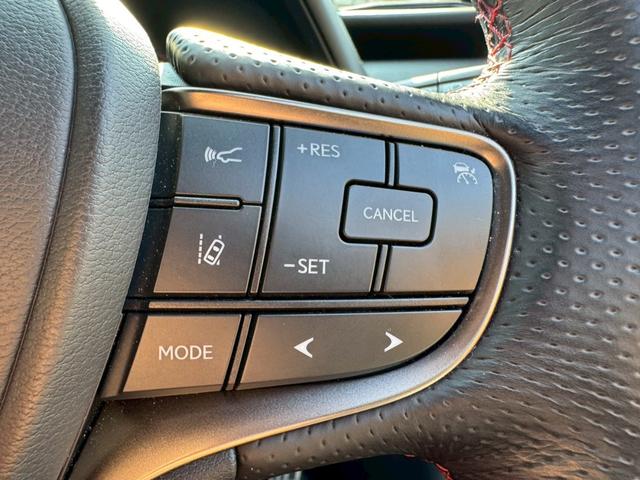 UX 250h Fスポーツ 衝突軽減/レーダークルーズコントロール/コーナーセンサー/ハンドルヒーター/シートヒーター/パワーシート/シートメモリ/ETC/Bluetooth/バックカメラ/プッシュスタート/電動格納ミラー(43枚目)