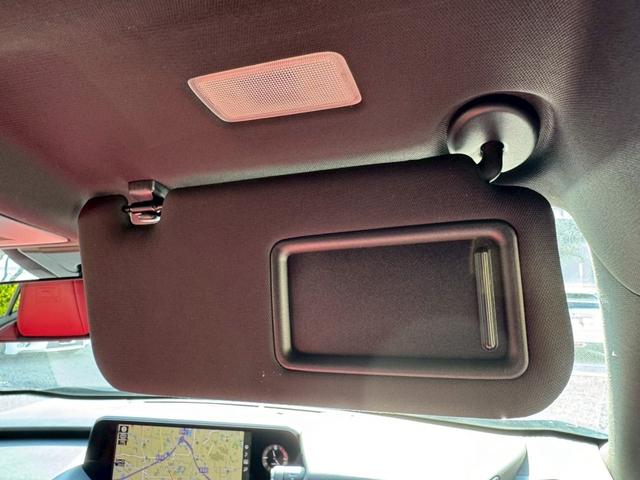 UX 250h Fスポーツ 衝突軽減/レーダークルーズコントロール/コーナーセンサー/ハンドルヒーター/シートヒーター/パワーシート/シートメモリ/ETC/Bluetooth/バックカメラ/プッシュスタート/電動格納ミラー(58枚目)