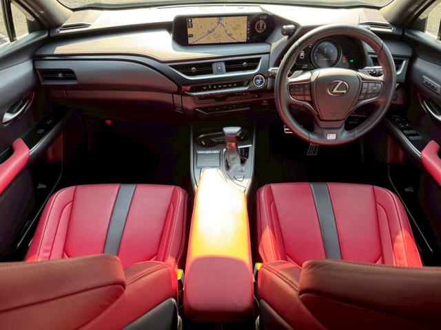 UX 250h Fスポーツ 衝突軽減/レーダークルーズコントロール/コーナーセンサー/ハンドルヒーター/シートヒーター/パワーシート/シートメモリ/ETC/Bluetooth/バックカメラ/プッシュスタート/電動格納ミラー(63枚目)