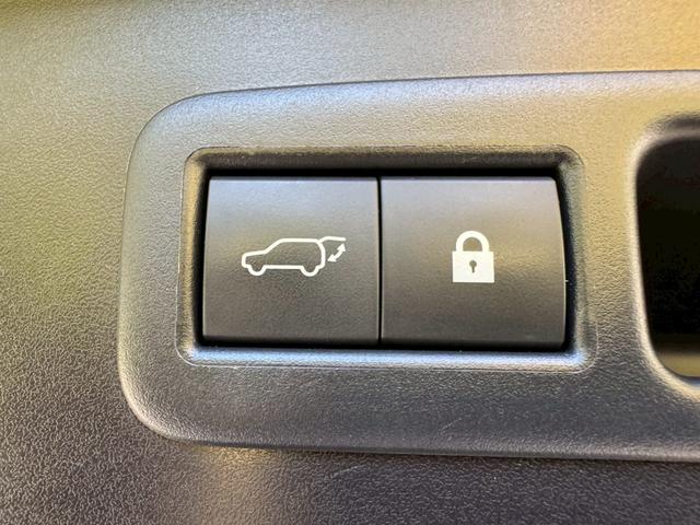 UX 250h Fスポーツ 衝突軽減/レーダークルーズコントロール/コーナーセンサー/ハンドルヒーター/シートヒーター/パワーシート/シートメモリ/ETC/Bluetooth/バックカメラ/プッシュスタート/電動格納ミラー(67枚目)