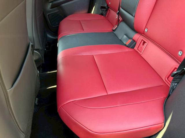 UX 250h Fスポーツ 衝突軽減/レーダークルーズコントロール/コーナーセンサー/ハンドルヒーター/シートヒーター/パワーシート/シートメモリ/ETC/Bluetooth/バックカメラ/プッシュスタート/電動格納ミラー(70枚目)