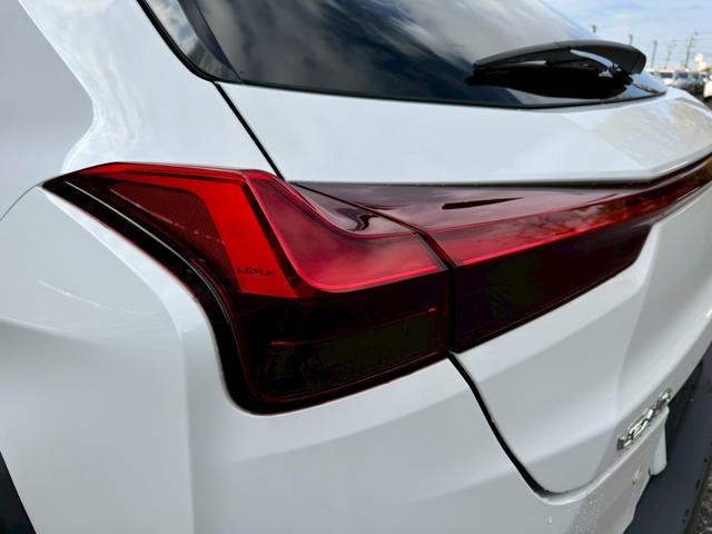 UX 250h Fスポーツ 衝突軽減/ワンオーナー/全周囲カメラ/レーダークルーズコントロール/コーナーセンサー/BSM/ハンドルヒーター/シートヒーター・エアコン/パワーシート/シートメモリ/ETC/Bluetooth(26枚目)