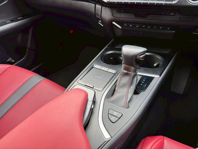 UX 250h Fスポーツ 衝突軽減/ワンオーナー/全周囲カメラ/レーダークルーズコントロール/コーナーセンサー/BSM/ハンドルヒーター/シートヒーター・エアコン/パワーシート/シートメモリ/ETC/Bluetooth(51枚目)