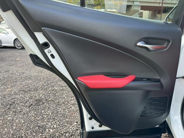 UX 250h Fスポーツ 衝突軽減/ワンオーナー/全周囲カメラ/レーダークルーズコントロール/コーナーセンサー/BSM/ハンドルヒーター/シートヒーター・エアコン/パワーシート/シートメモリ/ETC/Bluetooth(68枚目)