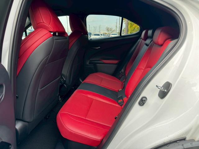 UX 250h Fスポーツ 衝突軽減/ワンオーナー/全周囲カメラ/レーダークルーズコントロール/コーナーセンサー/BSM/ハンドルヒーター/シートヒーター・エアコン/パワーシート/シートメモリ/ETC/Bluetooth(73枚目)