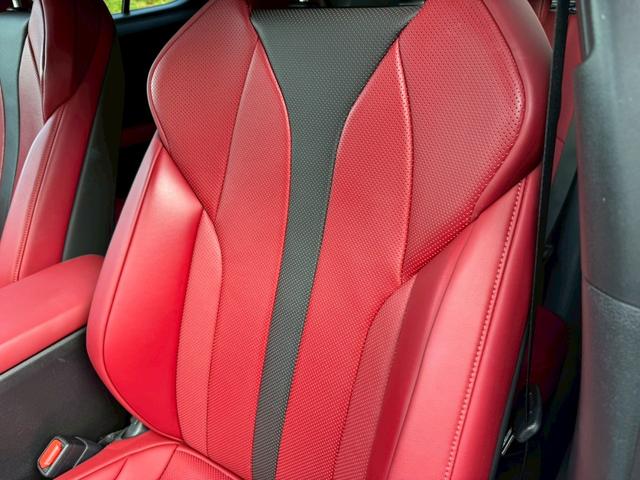 UX 250h Fスポーツ 衝突軽減/ワンオーナー/全周囲カメラ/レーダークルーズコントロール/コーナーセンサー/BSM/ハンドルヒーター/シートヒーター・エアコン/パワーシート/シートメモリ/ETC/Bluetooth(78枚目)