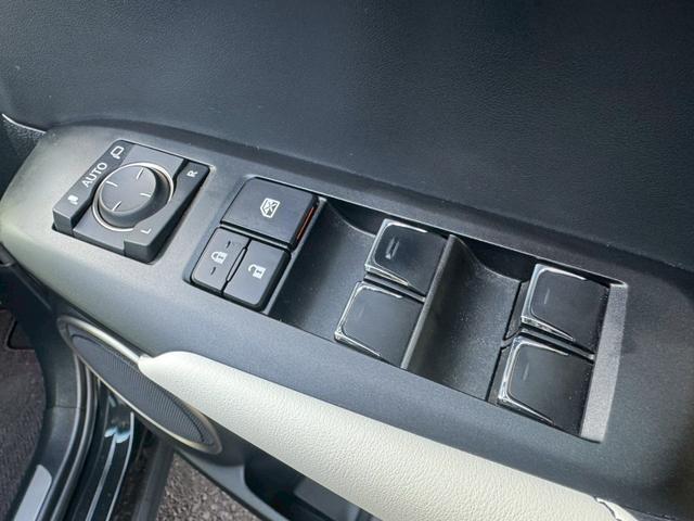 ＮＸ ３００ｈ　Ｆスポーツ　後期／サンルーフ／レーダークルーズコントロール／コーナーセンサー／ハンドルヒーター／シートヒーター・エアコン／パワーシート／シートメモリ／ＥＴＣ／Ｂｌｕｅｔｏｏｔｈ／電動リアゲート／プッシュスタート（33枚目）