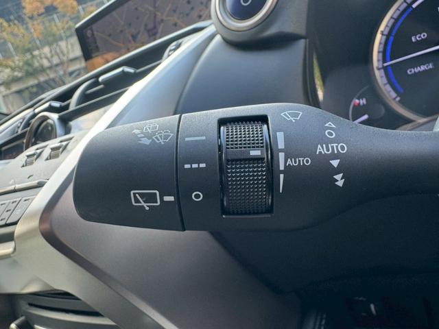 ＮＸ ３００ｈ　Ｆスポーツ　後期／サンルーフ／レーダークルーズコントロール／コーナーセンサー／ハンドルヒーター／シートヒーター・エアコン／パワーシート／シートメモリ／ＥＴＣ／Ｂｌｕｅｔｏｏｔｈ／電動リアゲート／プッシュスタート（45枚目）