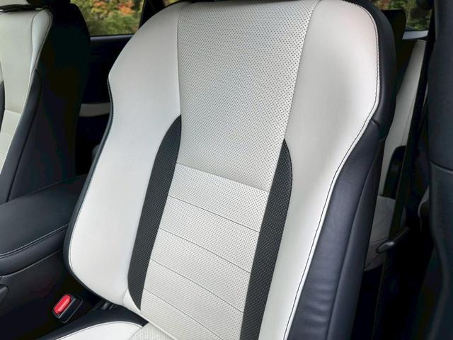 ＮＸ ３００ｈ　Ｆスポーツ　後期／サンルーフ／レーダークルーズコントロール／コーナーセンサー／ハンドルヒーター／シートヒーター・エアコン／パワーシート／シートメモリ／ＥＴＣ／Ｂｌｕｅｔｏｏｔｈ／電動リアゲート／プッシュスタート（80枚目）