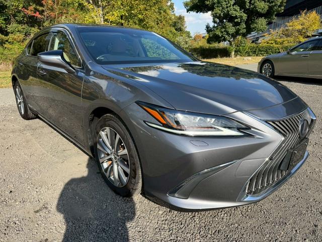 ＥＳ ３００ｈ　サンルーフ／衝突軽減／レーダークルーズコントロール／コーナーセンサー／ハンドルヒーター／シートヒーター・エアコン／ＢＳＭ／パワーシート／シートメモリ／ＥＴＣ／Ｂｌｕｅｔｏｏｔｈ／プッシュスタート（15枚目）