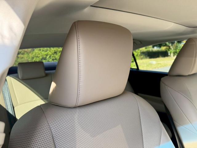 ＥＳ ３００ｈ　サンルーフ／衝突軽減／レーダークルーズコントロール／コーナーセンサー／ハンドルヒーター／シートヒーター・エアコン／ＢＳＭ／パワーシート／シートメモリ／ＥＴＣ／Ｂｌｕｅｔｏｏｔｈ／プッシュスタート（39枚目）