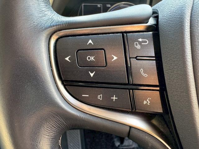 ＥＳ ３００ｈ　サンルーフ／衝突軽減／レーダークルーズコントロール／コーナーセンサー／ハンドルヒーター／シートヒーター・エアコン／ＢＳＭ／パワーシート／シートメモリ／ＥＴＣ／Ｂｌｕｅｔｏｏｔｈ／プッシュスタート（41枚目）