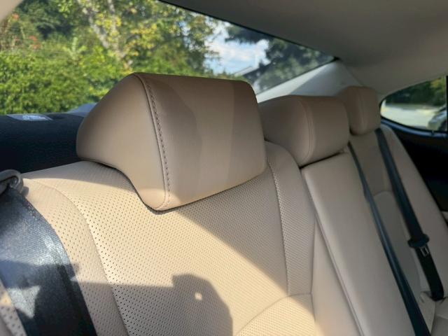 ＥＳ ３００ｈ　サンルーフ／衝突軽減／レーダークルーズコントロール／コーナーセンサー／ハンドルヒーター／シートヒーター・エアコン／ＢＳＭ／パワーシート／シートメモリ／ＥＴＣ／Ｂｌｕｅｔｏｏｔｈ／プッシュスタート（66枚目）