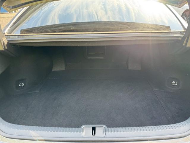 ＥＳ ３００ｈ　サンルーフ／衝突軽減／レーダークルーズコントロール／コーナーセンサー／ハンドルヒーター／シートヒーター・エアコン／ＢＳＭ／パワーシート／シートメモリ／ＥＴＣ／Ｂｌｕｅｔｏｏｔｈ／プッシュスタート（69枚目）