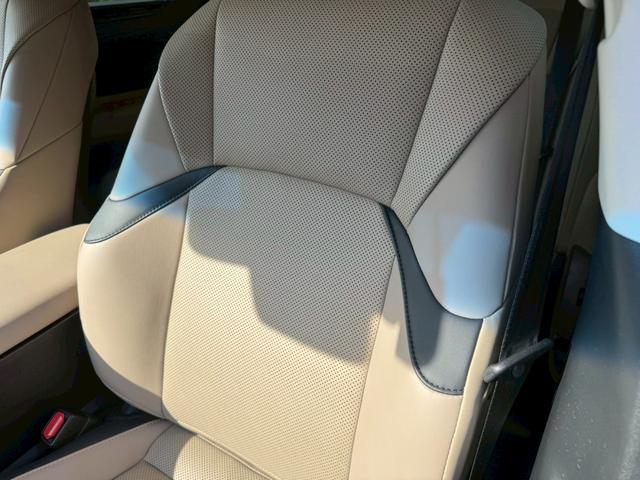 ＥＳ ３００ｈ　サンルーフ／衝突軽減／レーダークルーズコントロール／コーナーセンサー／ハンドルヒーター／シートヒーター・エアコン／ＢＳＭ／パワーシート／シートメモリ／ＥＴＣ／Ｂｌｕｅｔｏｏｔｈ／プッシュスタート（77枚目）