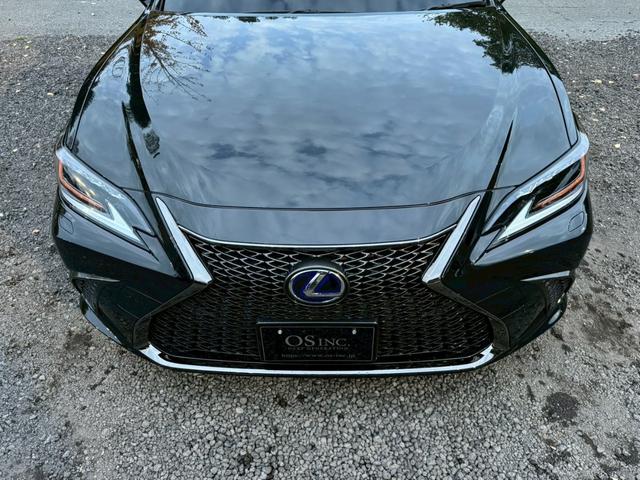 ＥＳ ３００ｈ　Ｆスポーツ　サンルーフ／衝突軽減／レーダークルーズコントロール／コーナーセンサー／ハンドルヒーター／シートヒーター・エアコン／パワーシート／シートメモリ／ＥＴＣ／Ｂｌｕｅｔｏｏｔｈ／バックカメラ／電動リアゲート（20枚目）