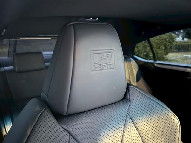 ＥＳ ３００ｈ　Ｆスポーツ　サンルーフ／衝突軽減／レーダークルーズコントロール／コーナーセンサー／ハンドルヒーター／シートヒーター・エアコン／パワーシート／シートメモリ／ＥＴＣ／Ｂｌｕｅｔｏｏｔｈ／バックカメラ／電動リアゲート（37枚目）