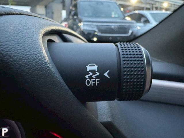 ＥＳ ３００ｈ　Ｆスポーツ　サンルーフ／衝突軽減／レーダークルーズコントロール／コーナーセンサー／ハンドルヒーター／シートヒーター・エアコン／パワーシート／シートメモリ／ＥＴＣ／Ｂｌｕｅｔｏｏｔｈ／バックカメラ／電動リアゲート（47枚目）