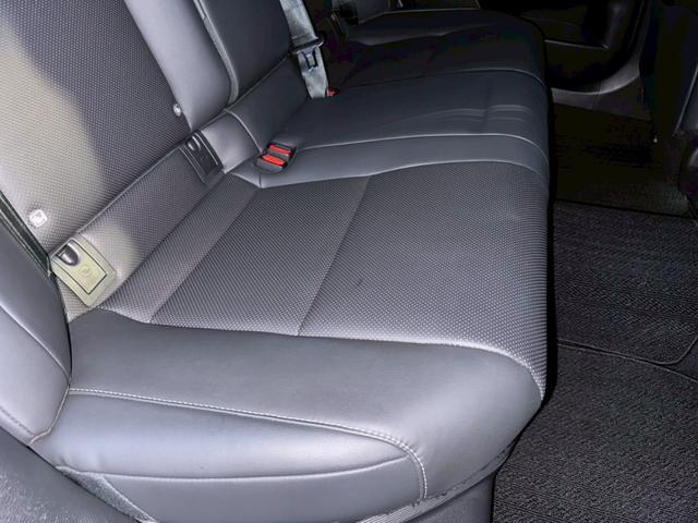 ＥＳ ３００ｈ　Ｆスポーツ　サンルーフ／衝突軽減／レーダークルーズコントロール／コーナーセンサー／ハンドルヒーター／シートヒーター・エアコン／パワーシート／シートメモリ／ＥＴＣ／Ｂｌｕｅｔｏｏｔｈ／バックカメラ／電動リアゲート（65枚目）