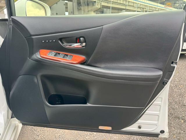 HS 250h VerI クルーズコントロール/コーナーセンサー/シートヒーター・エアコン/パワーシート/シートメモリ/ETC/Bluetooth/バックカメラ/プッシュスタート/電動格納ミラー/フルセグTV/純正ナビ(29枚目)