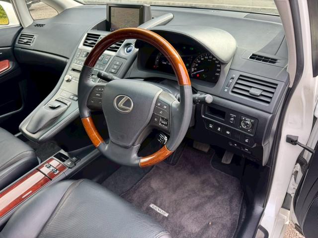 HS 250h VerI クルーズコントロール/コーナーセンサー/シートヒーター・エアコン/パワーシート/シートメモリ/ETC/Bluetooth/バックカメラ/プッシュスタート/電動格納ミラー/フルセグTV/純正ナビ(40枚目)