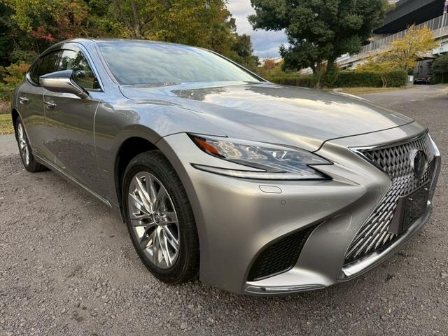 ＬＳ ５００ｈ　Ｉｐｋｇ　全周囲カメラ／衝突軽減／レーダークルーズコントロール／コーナーセンサー／ＨＵＤ／ＢＳＭ／ハンドルヒーター／シートヒーター・エアコン／パワーシート／シートメモリ／ＥＴＣ／Ｂｌｕｅｔｏｏｔｈ（11枚目）