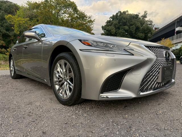ＬＳ ５００ｈ　Ｉｐｋｇ　全周囲カメラ／衝突軽減／レーダークルーズコントロール／コーナーセンサー／ＨＵＤ／ＢＳＭ／ハンドルヒーター／シートヒーター・エアコン／パワーシート／シートメモリ／ＥＴＣ／Ｂｌｕｅｔｏｏｔｈ（16枚目）