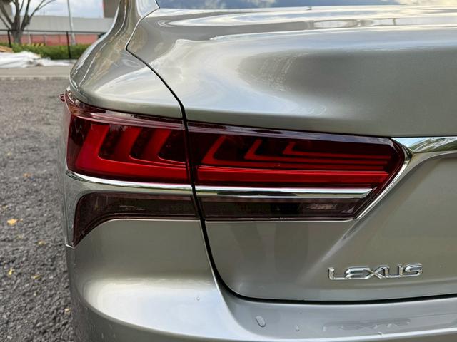 ＬＳ ５００ｈ　Ｉｐｋｇ　全周囲カメラ／衝突軽減／レーダークルーズコントロール／コーナーセンサー／ＨＵＤ／ＢＳＭ／ハンドルヒーター／シートヒーター・エアコン／パワーシート／シートメモリ／ＥＴＣ／Ｂｌｕｅｔｏｏｔｈ（27枚目）