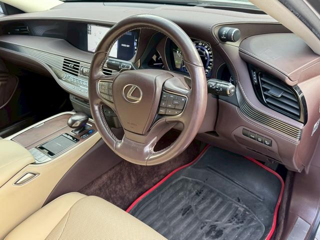 ＬＳ ５００ｈ　Ｉｐｋｇ　全周囲カメラ／衝突軽減／レーダークルーズコントロール／コーナーセンサー／ＨＵＤ／ＢＳＭ／ハンドルヒーター／シートヒーター・エアコン／パワーシート／シートメモリ／ＥＴＣ／Ｂｌｕｅｔｏｏｔｈ（38枚目）