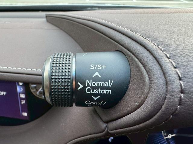 ＬＳ ５００ｈ　Ｉｐｋｇ　全周囲カメラ／衝突軽減／レーダークルーズコントロール／コーナーセンサー／ＨＵＤ／ＢＳＭ／ハンドルヒーター／シートヒーター・エアコン／パワーシート／シートメモリ／ＥＴＣ／Ｂｌｕｅｔｏｏｔｈ（43枚目）