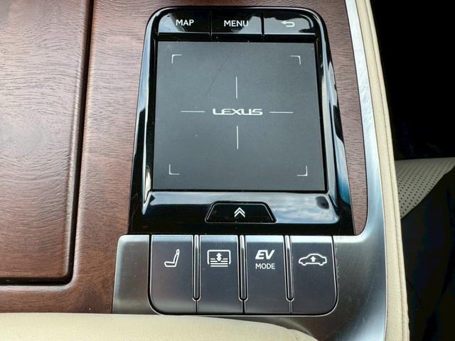 ＬＳ ５００ｈ　Ｉｐｋｇ　全周囲カメラ／衝突軽減／レーダークルーズコントロール／コーナーセンサー／ＨＵＤ／ＢＳＭ／ハンドルヒーター／シートヒーター・エアコン／パワーシート／シートメモリ／ＥＴＣ／Ｂｌｕｅｔｏｏｔｈ（54枚目）