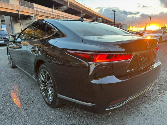 ＬＳ ５００ｈ　エグゼクティブ　マークレビンソン／衝突軽減／全周囲カメラ／レーダークルーズコントロール／コーナーセンサー／ＨＵＤ／ハンドルヒーター／シートヒーター・エアコン／パワーシート／シートメモリ／ＥＴＣ／Ｂｌｕｅｔｏｏｔｈ（23枚目）