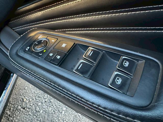 ＬＳ ５００ｈ　エグゼクティブ　マークレビンソン／衝突軽減／全周囲カメラ／レーダークルーズコントロール／コーナーセンサー／ＨＵＤ／ハンドルヒーター／シートヒーター・エアコン／パワーシート／シートメモリ／ＥＴＣ／Ｂｌｕｅｔｏｏｔｈ（30枚目）