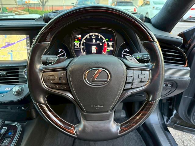 ＬＳ ５００ｈ　エグゼクティブ　マークレビンソン／衝突軽減／全周囲カメラ／レーダークルーズコントロール／コーナーセンサー／ＨＵＤ／ハンドルヒーター／シートヒーター・エアコン／パワーシート／シートメモリ／ＥＴＣ／Ｂｌｕｅｔｏｏｔｈ（35枚目）
