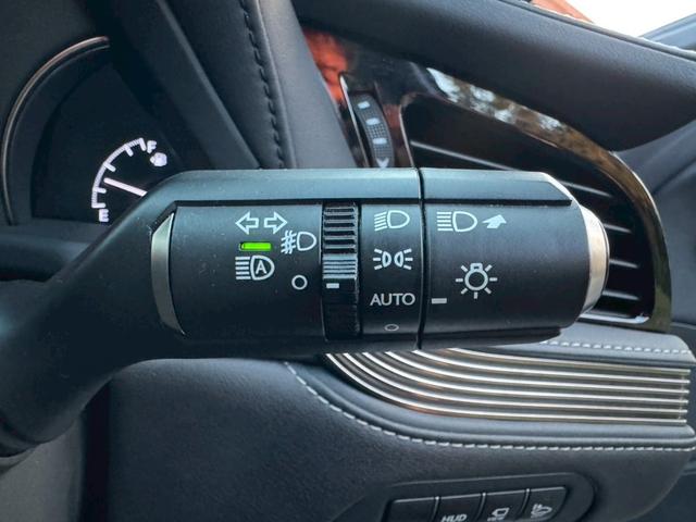 ＬＳ ５００ｈ　エグゼクティブ　マークレビンソン／衝突軽減／全周囲カメラ／レーダークルーズコントロール／コーナーセンサー／ＨＵＤ／ハンドルヒーター／シートヒーター・エアコン／パワーシート／シートメモリ／ＥＴＣ／Ｂｌｕｅｔｏｏｔｈ（38枚目）