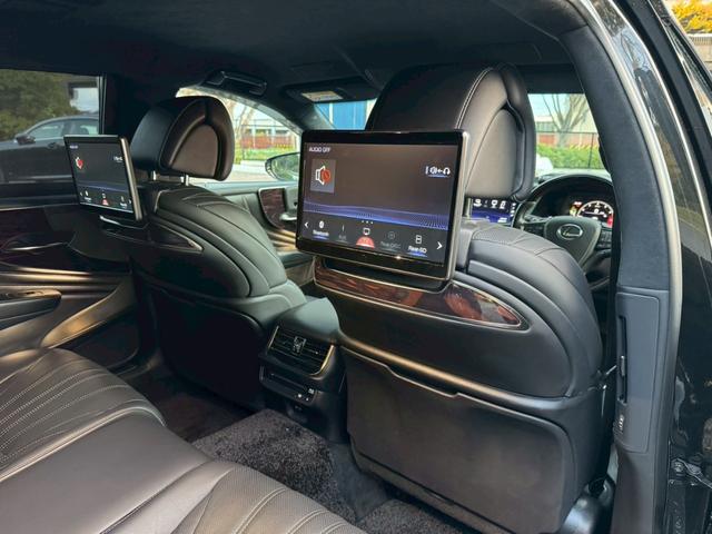ＬＳ ５００ｈ　エグゼクティブ　マークレビンソン／衝突軽減／全周囲カメラ／レーダークルーズコントロール／コーナーセンサー／ＨＵＤ／ハンドルヒーター／シートヒーター・エアコン／パワーシート／シートメモリ／ＥＴＣ／Ｂｌｕｅｔｏｏｔｈ（66枚目）