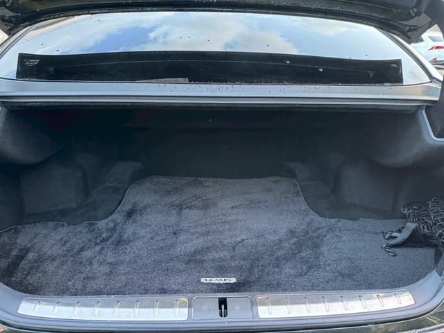 ＬＳ ５００ｈ　エグゼクティブ　マークレビンソン／衝突軽減／全周囲カメラ／レーダークルーズコントロール／コーナーセンサー／ＨＵＤ／ハンドルヒーター／シートヒーター・エアコン／パワーシート／シートメモリ／ＥＴＣ／Ｂｌｕｅｔｏｏｔｈ（70枚目）