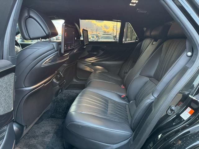 ＬＳ ５００ｈ　エグゼクティブ　マークレビンソン／衝突軽減／全周囲カメラ／レーダークルーズコントロール／コーナーセンサー／ＨＵＤ／ハンドルヒーター／シートヒーター・エアコン／パワーシート／シートメモリ／ＥＴＣ／Ｂｌｕｅｔｏｏｔｈ（73枚目）