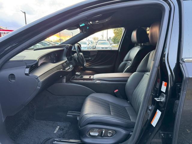 ＬＳ ５００ｈ　エグゼクティブ　マークレビンソン／衝突軽減／全周囲カメラ／レーダークルーズコントロール／コーナーセンサー／ＨＵＤ／ハンドルヒーター／シートヒーター・エアコン／パワーシート／シートメモリ／ＥＴＣ／Ｂｌｕｅｔｏｏｔｈ（77枚目）