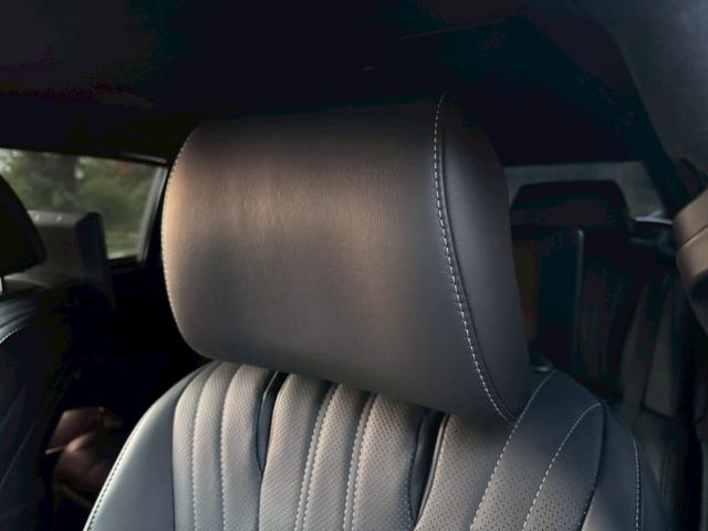 ＬＳ ５００ｈ　エグゼクティブ　マークレビンソン／衝突軽減／全周囲カメラ／レーダークルーズコントロール／コーナーセンサー／ＨＵＤ／ハンドルヒーター／シートヒーター・エアコン／パワーシート／シートメモリ／ＥＴＣ／Ｂｌｕｅｔｏｏｔｈ（79枚目）