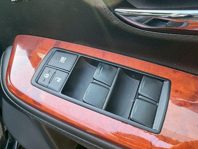 HS 250h VerL 後期/レーダークルーズコントロール/コーナーセンサー/HUD/シートエアコン・ヒーター/パワーシート/シートメモリ/ETC/Bluetooth/バックカメラ/プッシュスタート/電動格納ミラー/純正ナビ(34枚目)