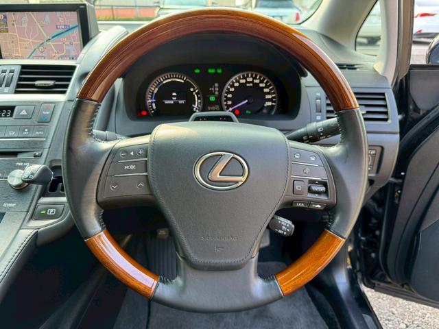 HS 250h VerL 後期/レーダークルーズコントロール/コーナーセンサー/HUD/シートエアコン・ヒーター/パワーシート/シートメモリ/ETC/Bluetooth/バックカメラ/プッシュスタート/電動格納ミラー/純正ナビ(39枚目)