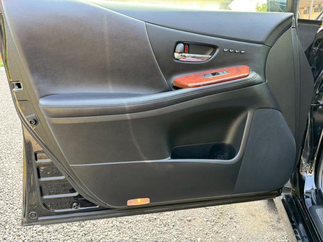 HS 250h VerL 後期/レーダークルーズコントロール/コーナーセンサー/HUD/シートエアコン・ヒーター/パワーシート/シートメモリ/ETC/Bluetooth/バックカメラ/プッシュスタート/電動格納ミラー/純正ナビ(69枚目)